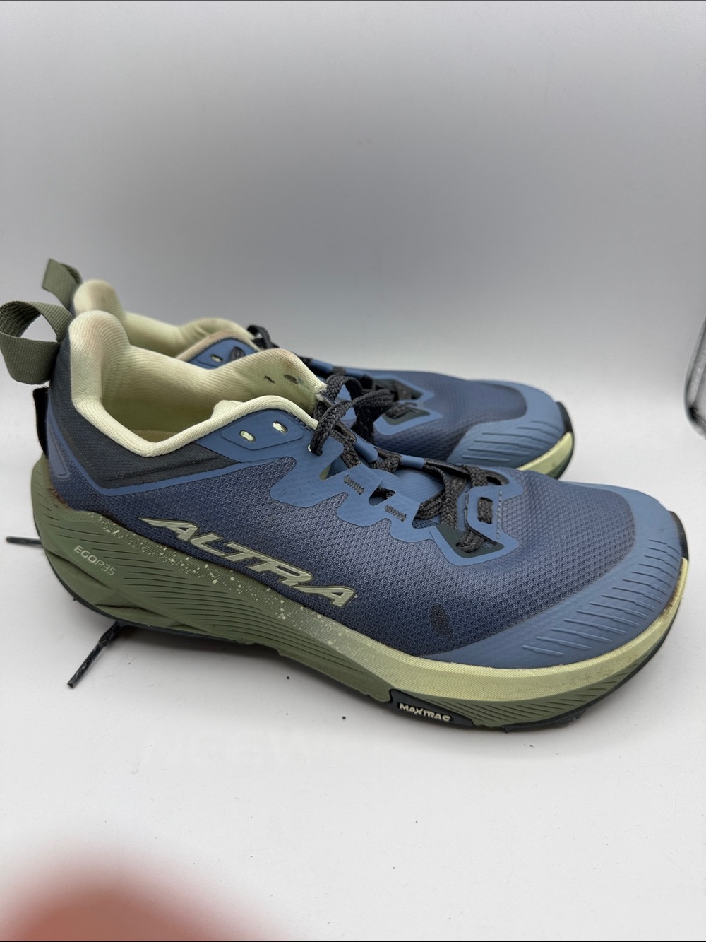 Altra Experience Wild 3 women’s 7.5 Navy and Olive Green Trail Running S1